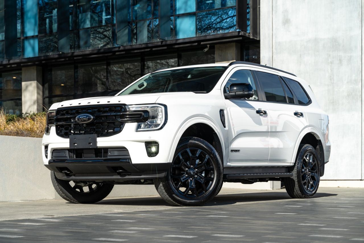 Ganti Ban Ford Everest