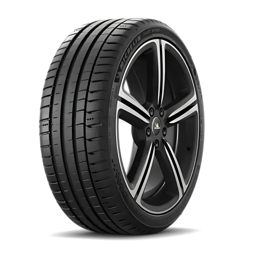 Michelin Pilot Sport 5 235/45 R18