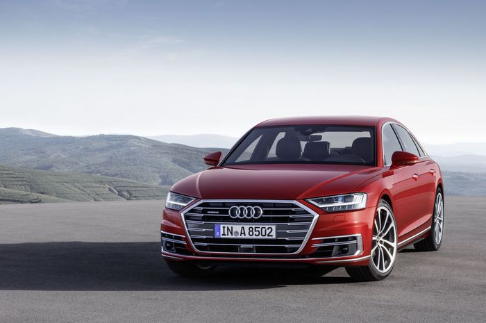 ban mobil audi a8