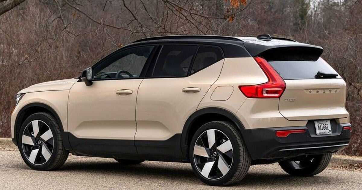 Ban Mobil Volvo EX40