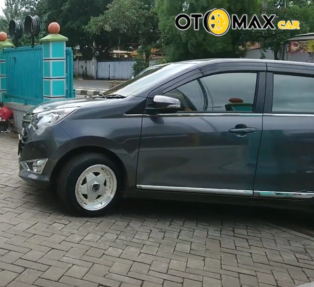 Ban Mobil Sigra Ukuran Standar Harga Murah