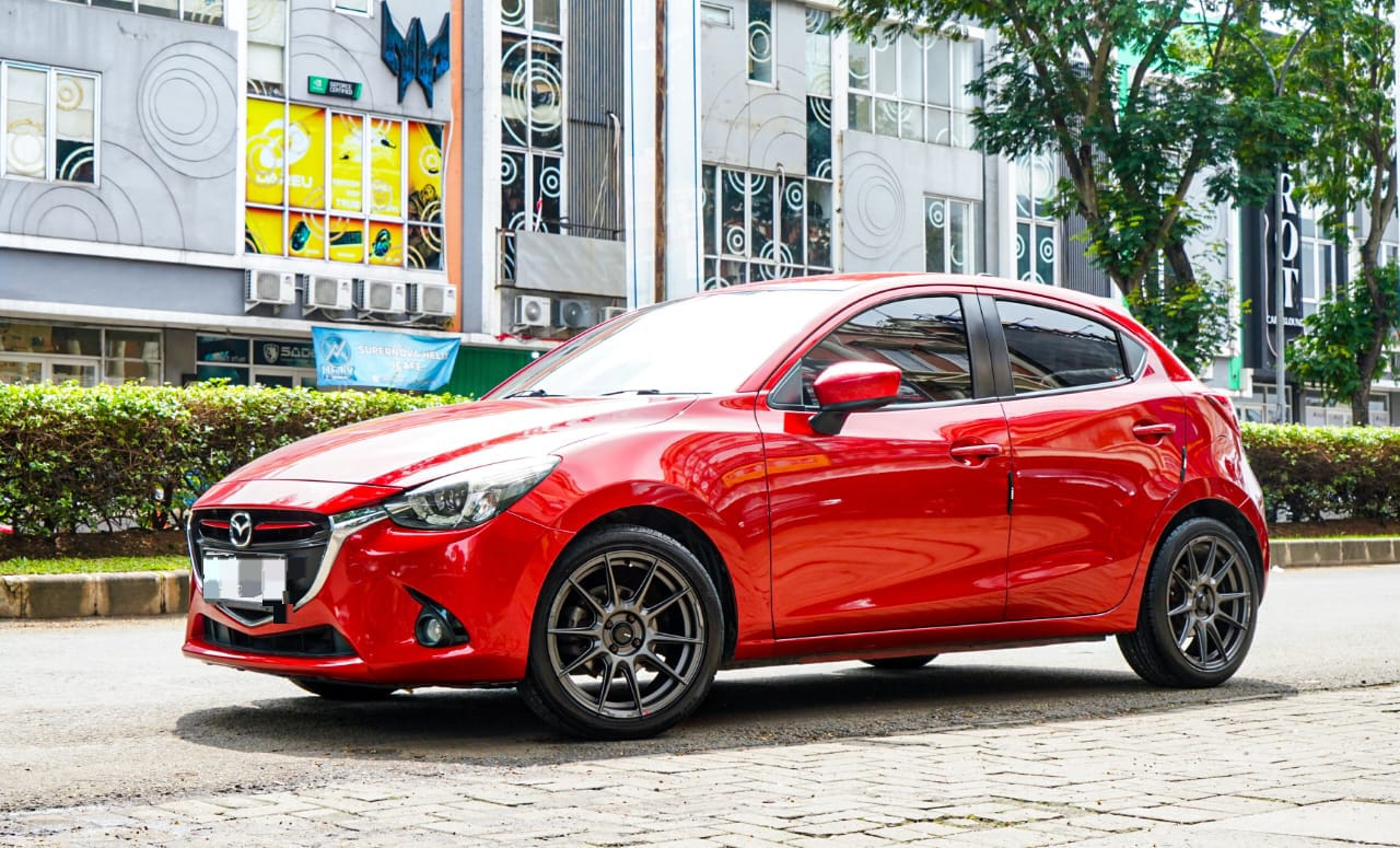 Pilihan Velg Mazda 2 Terbaik