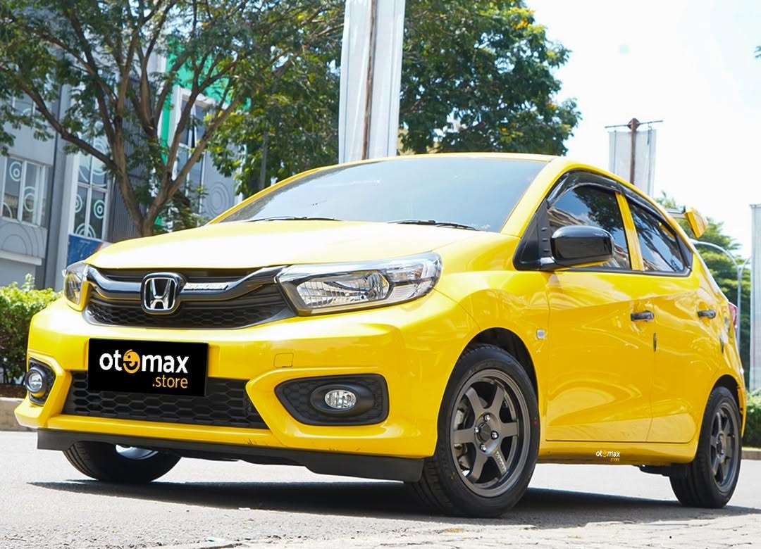 Upgrade Honda Brio dengan Velg Torsion Ring 15 PCD 4x100
