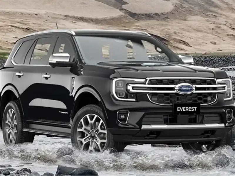 ban mobil Ford Everest Sport