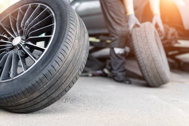 Paket Velg dan Ban Mobil Ring 18