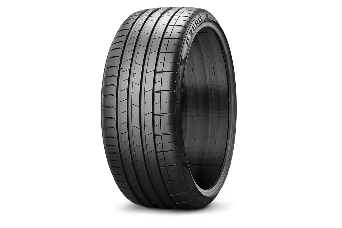 Pirelli P Zero PZ4 265/35 R20