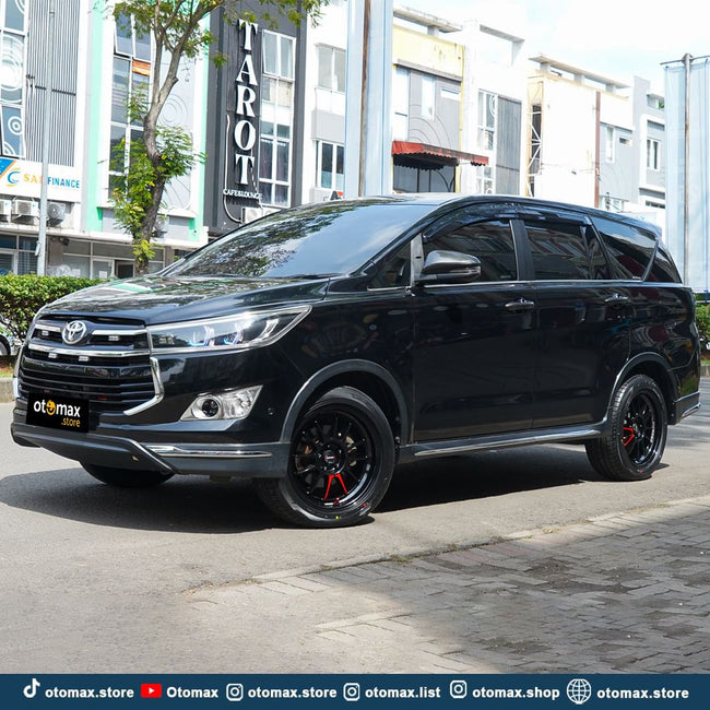 Modifikasi mobil Innova Venturer Tampil Elegan dengan Velg Flow Forming ...