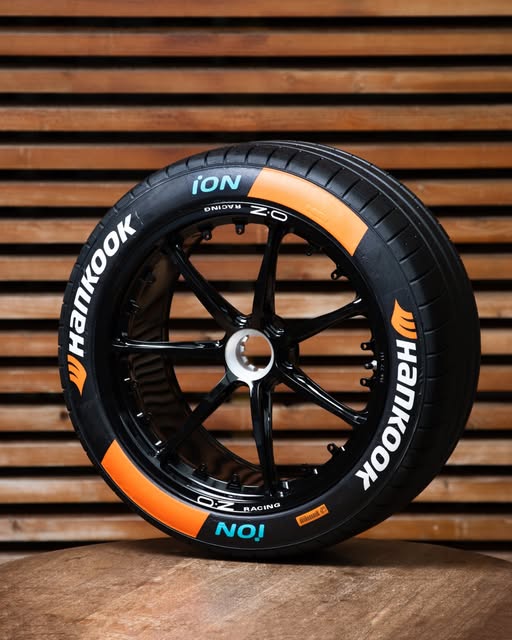 Hankook iON ST AS 185/55 R16 87V XL: Pilihan Tepat untuk Mobil Listrik Modern