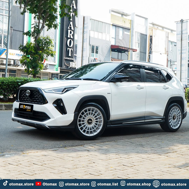 4 Pilihan Ban Yaris Cross Terbaik untuk Jalanan basah dan kering