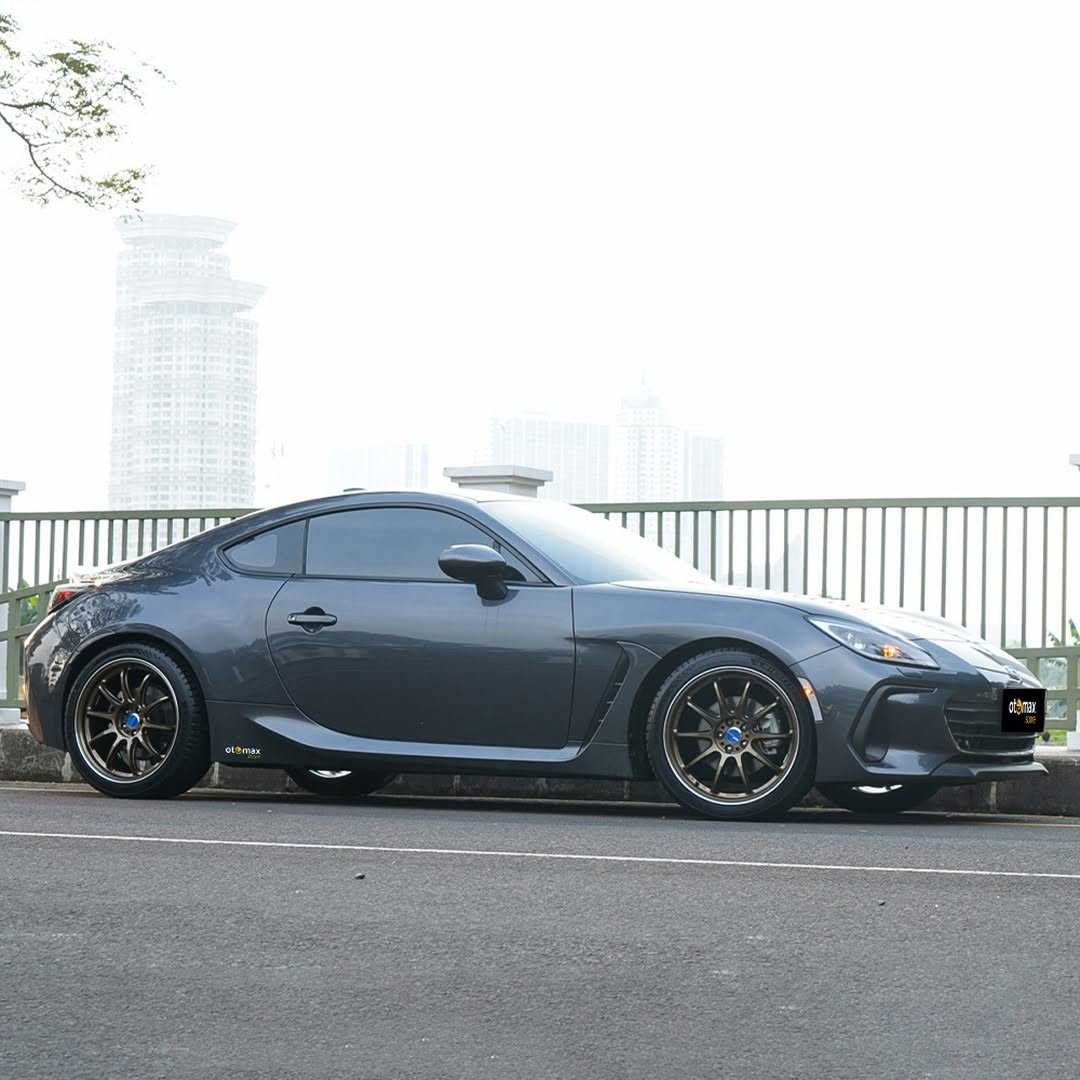 Top 5 Ban Mobil Subaru BRZ yang Tahan Lama dan Anti Selip