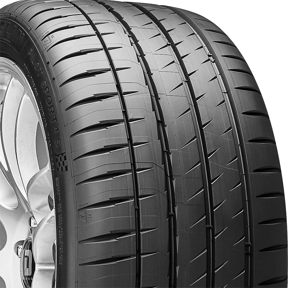 Ban Michelin Pilot Sport 4 SUV 235/45 R21