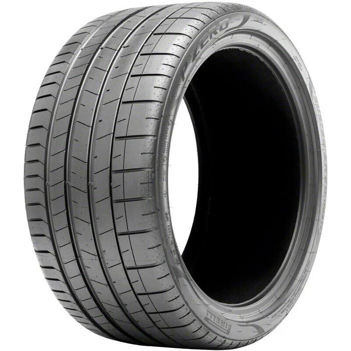 BMW The 3 Gunakan Ban Pirelli P Zero PZ4 225/40/R19