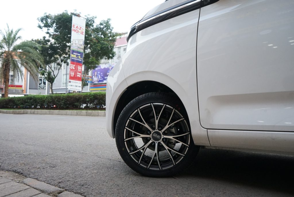 Modifikasi Velg Mobil Wuling Air Ev Terbaru 2025