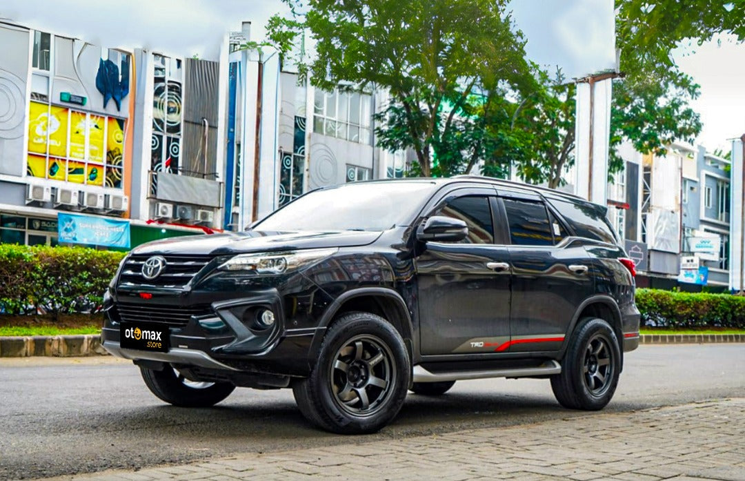 Keunggulan Velg Volk Rays TE37 untuk Toyota Fortuner