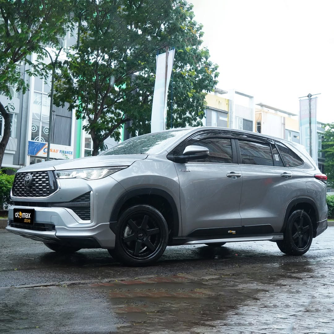 Tingkatkan Kenyamanan Berkendara Innova Zenix dengan Ban Dunlop LM705