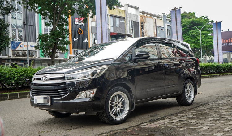 Tips Memilih Velg yang Cocok untuk Innova Reborn Harian