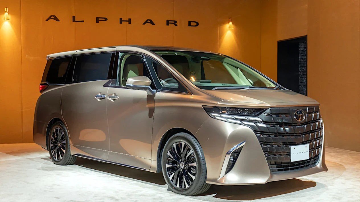 Toyota Alphard Kamu Kurang Gagah? Ini 11 Velg yang Bikin Makin Mewah & Stabil!