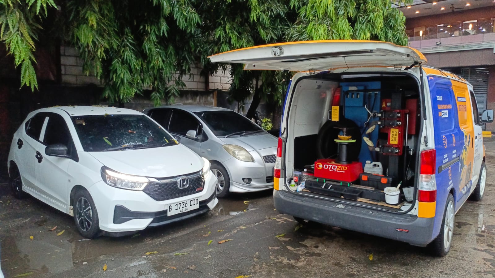 Tambal Ban 24 Jam di Summarecon Bekasi – Solusi Cepat Tanpa Ke Bengkel