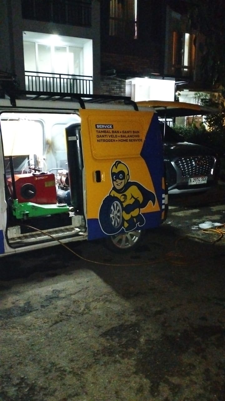 Tambal Ban atau Ganti Ban di Permata Buana? Langsung di Lokasi Anda!