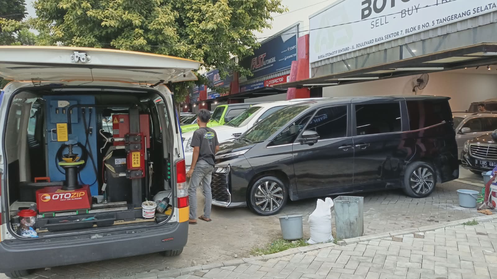 Solusi Darurat di Pondok Pucung! Tambal Ban 24 Jam Cepat & Aman