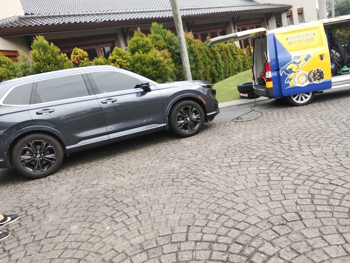 Viral di Bintara! Tambal Ban Terdekat Kini Bisa Home Service 24 Jam