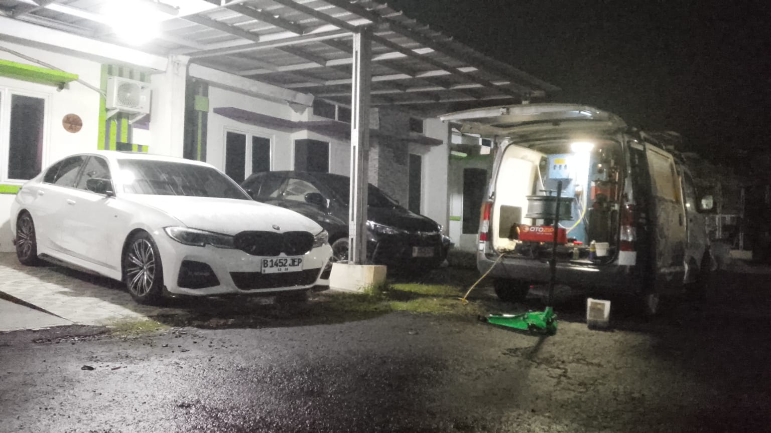 Pecah Ban di Tendean? Warga Kini Pilih Tambal Ban 24 Jam Terdekat