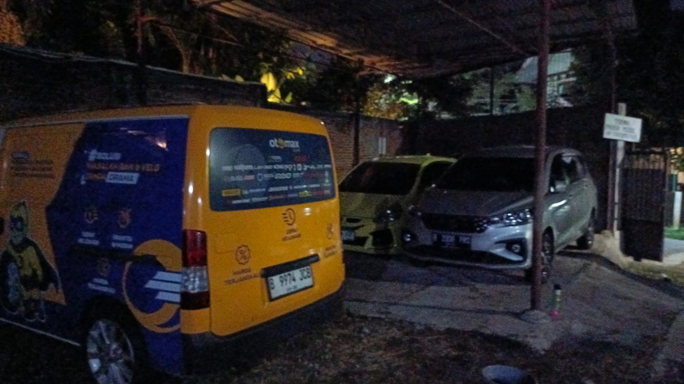 Warga Roxy Kini Pilih Tambal Ban Terdekat 24 Jam Solusi Cepat!