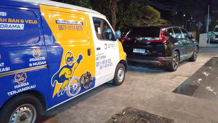 Pecah Ban di Dago?Sekarang Ada Tambal Ban Panggilan 24 Jam Ke Lokasi