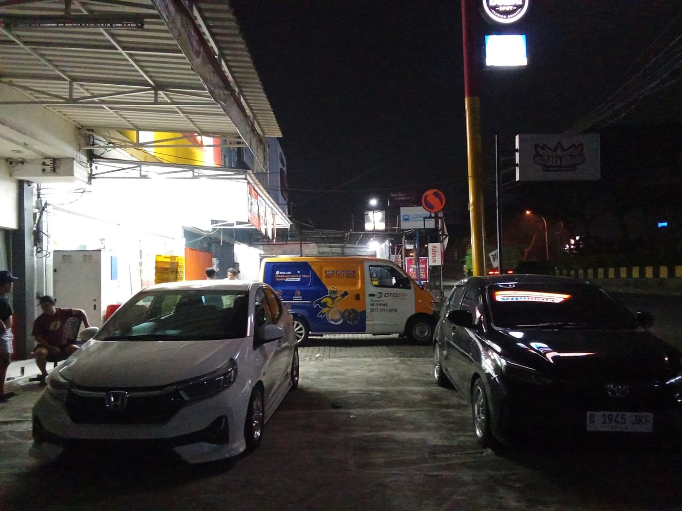 Tambal Ban Panggilan 24 Jam di Banjaran Teknisi Datang Ke Lokasi Anda!