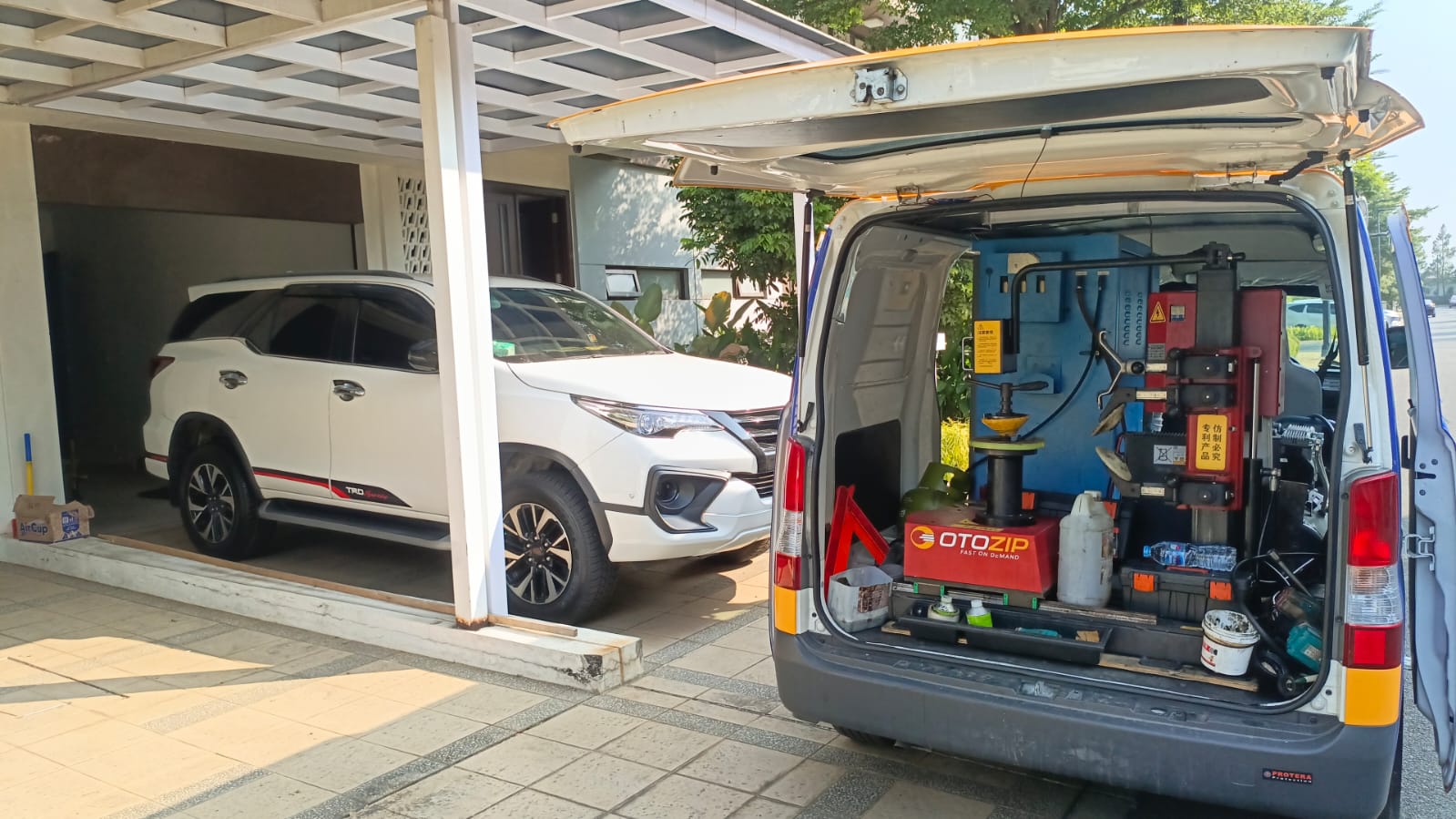 Solusi Darurat di Citeureup! Tambal Ban 24 Jam Kini Bisa Home Service
