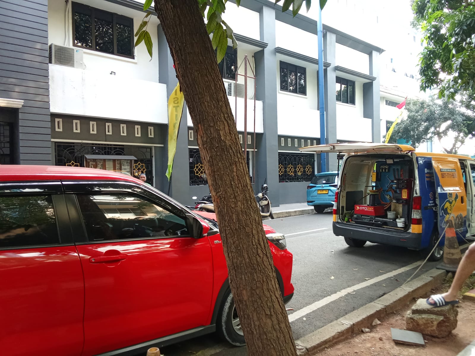 Tambal Ban Panggilan 24 Jam di Sukamiskin Kini BIsa Home Service!