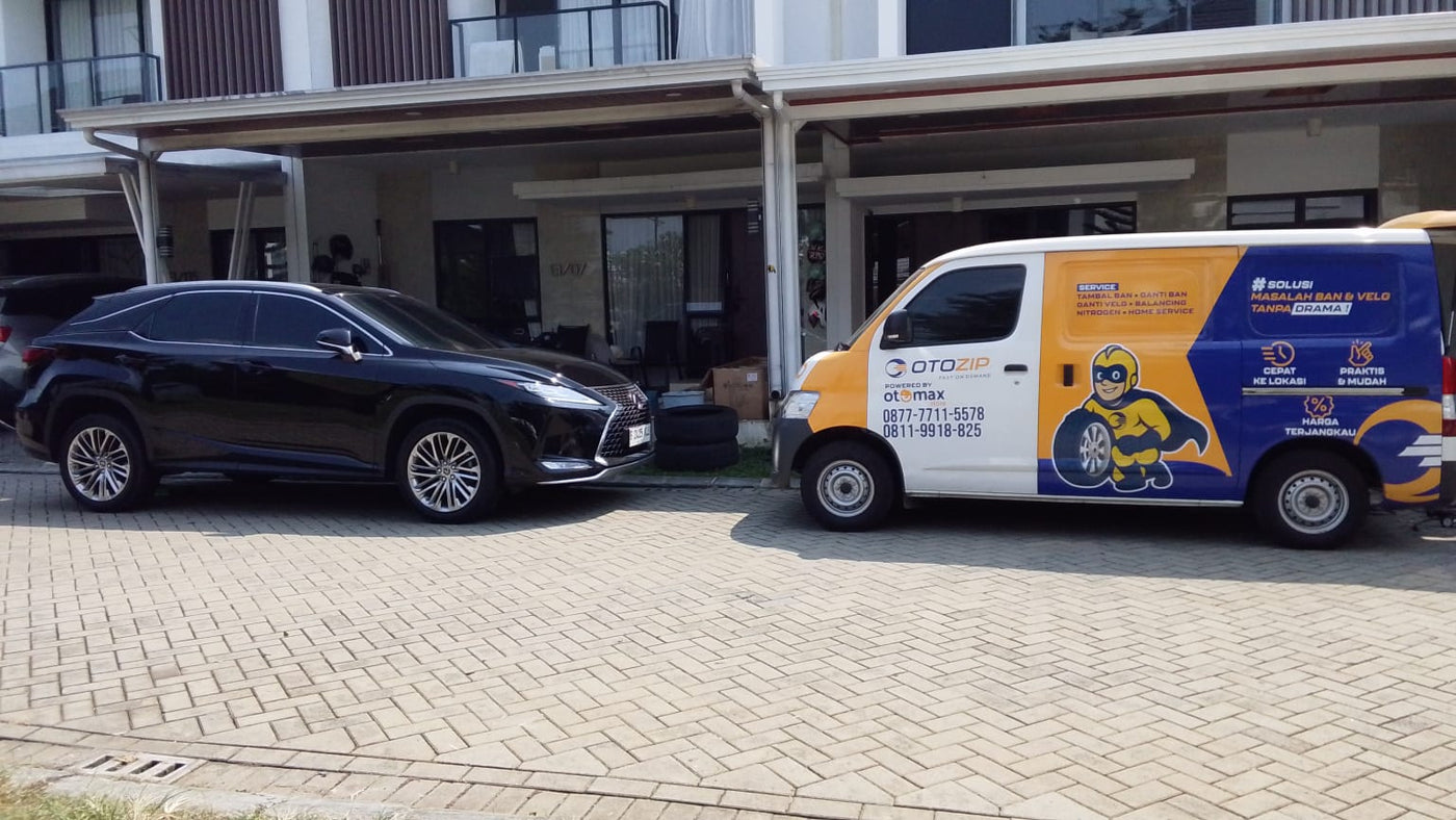Warga Lambangsari Sedang Heboh Tambal Ban 24 Jam Bisa Home Service!