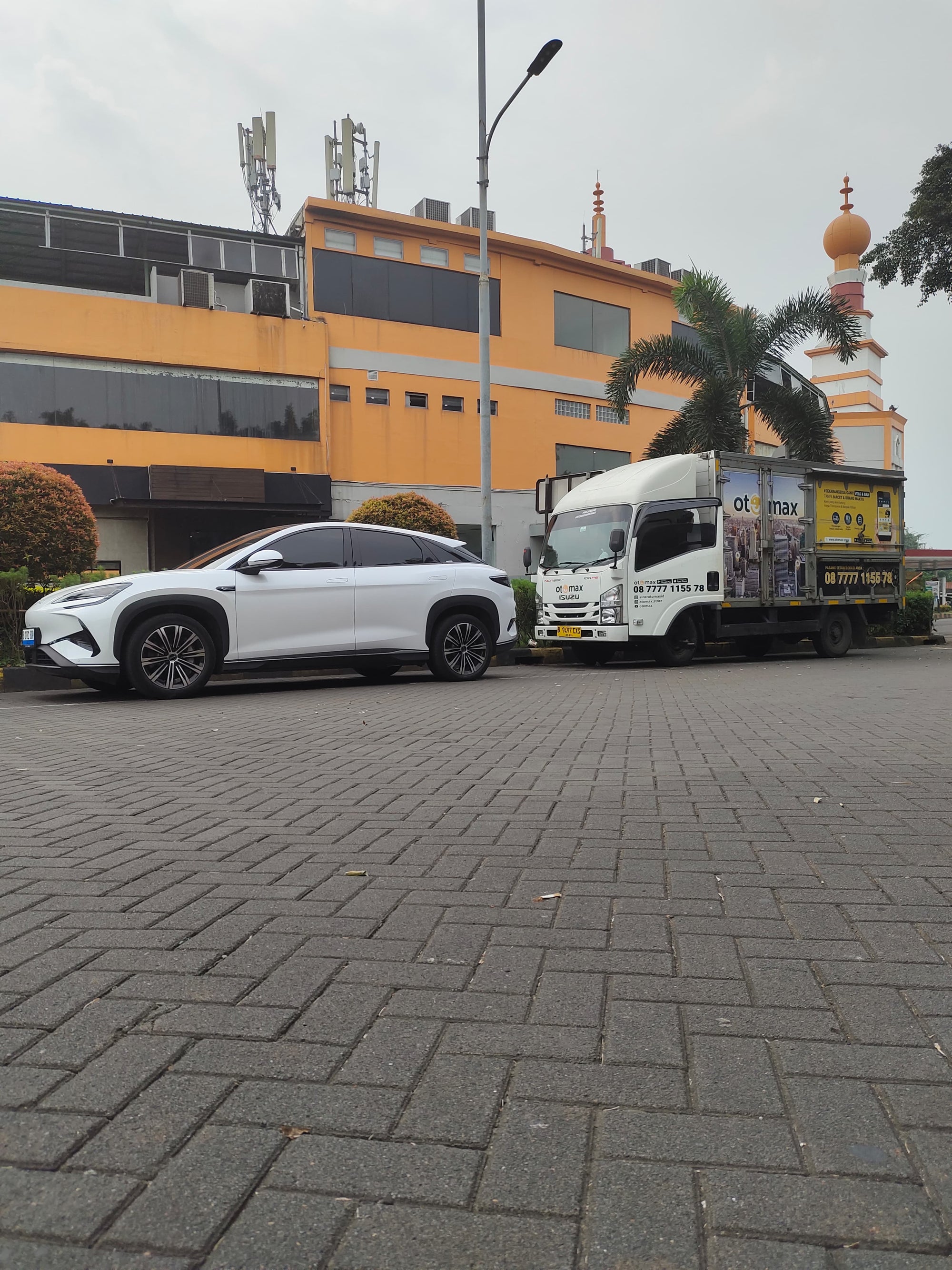 layanan tambal ban mobil 