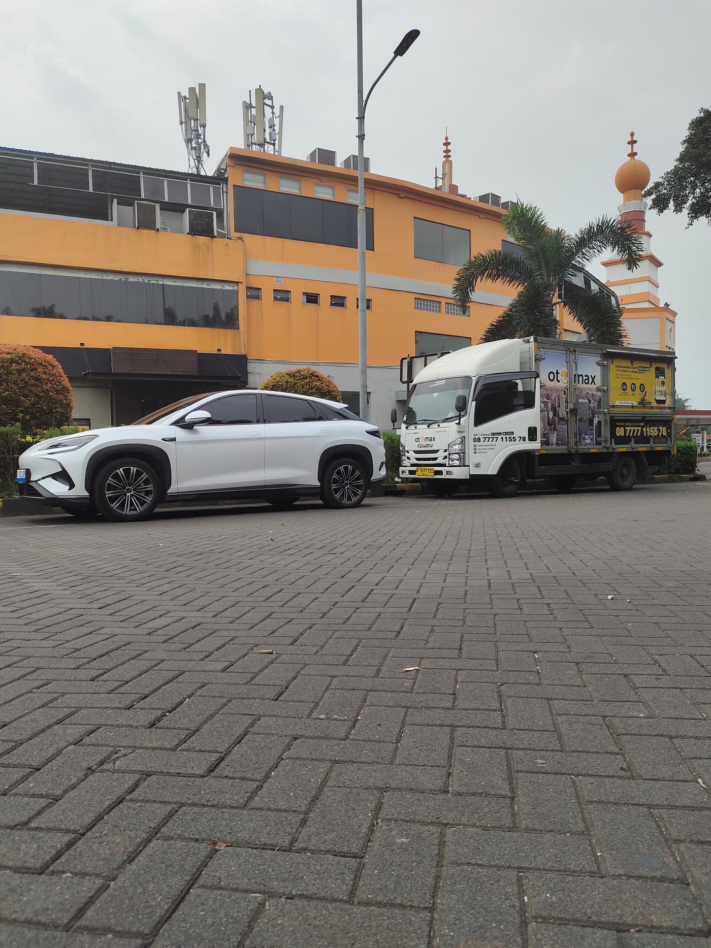 Tambal ban mobil