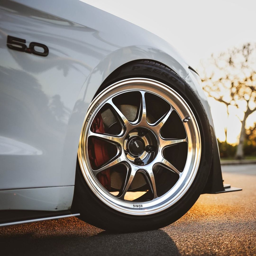 Transformasi Honda Civic dengan Velg Konig Countegram Original Ring 18