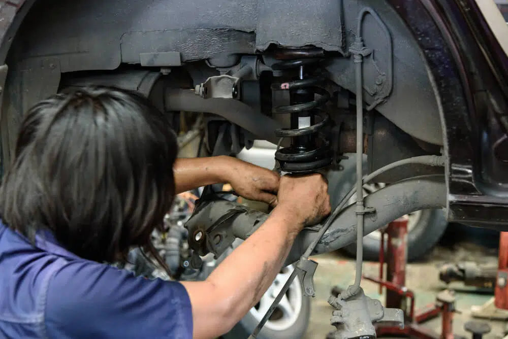 Cara Merawat Suspensi Mobil Agar Tetap Nyaman dan Stabil