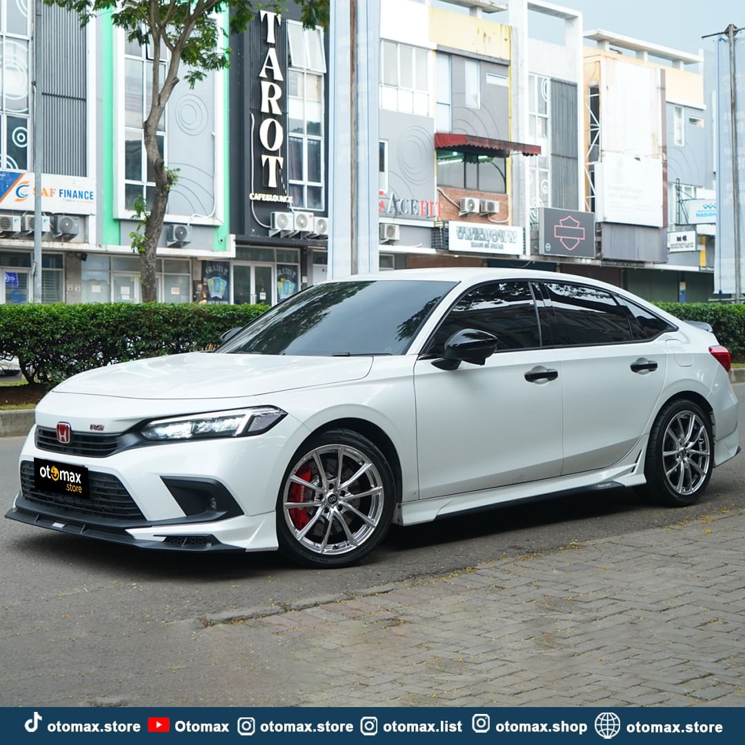 Velg Ring 18 untuk Civic Anda? Temukan Hanya di Otomax Store!