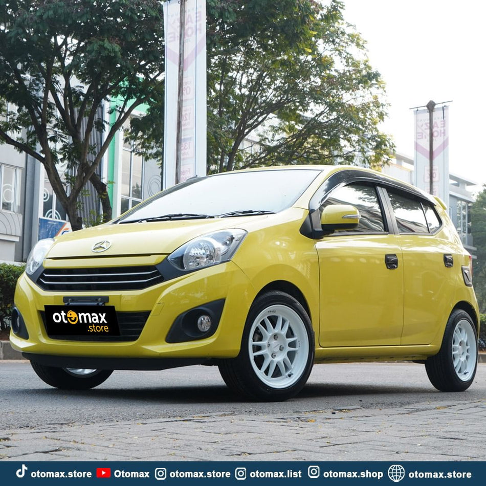 Modifikasi Mobil Daihatsu Ayla dengan Velg Torsion TR-20 White 15 Inci