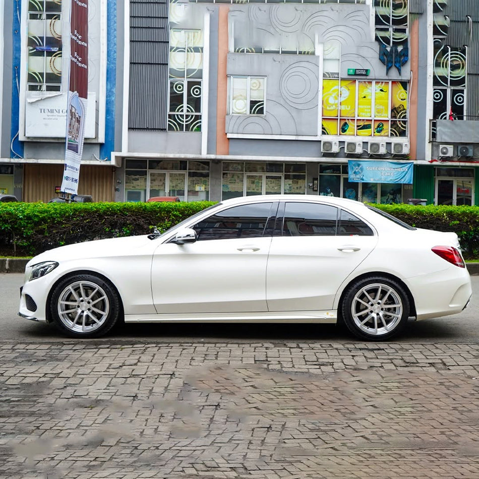 Modifikasi Velg Mobil Mercedes-Benz C200 dengan Velg Rotiform SPF ...