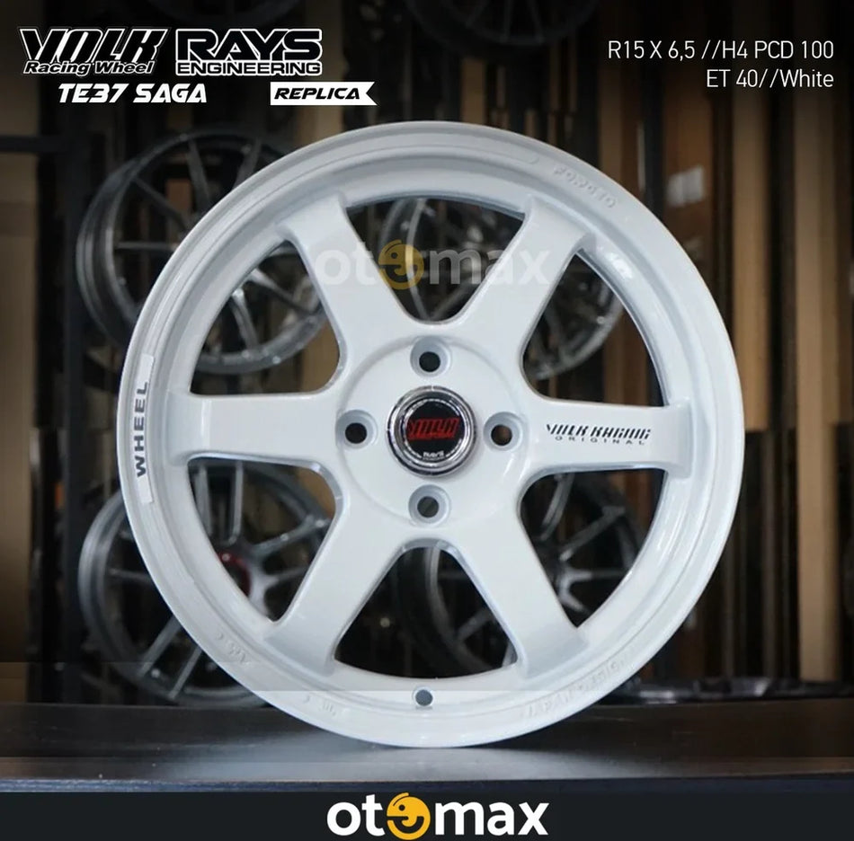 Velg Mobil Volk Rays TE37 Saga Ring 15 Putih