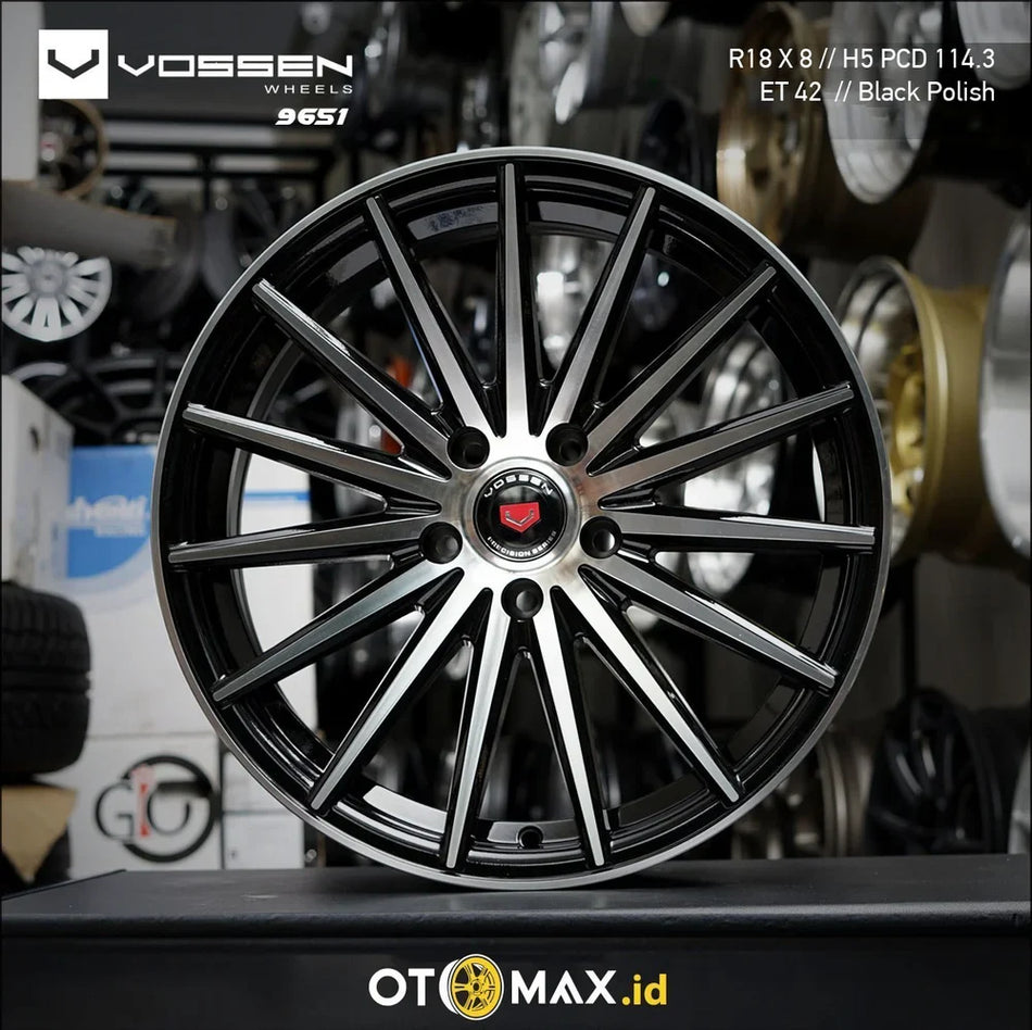 Velg Mobil Vossen 9651 Ring 18 Black Polish