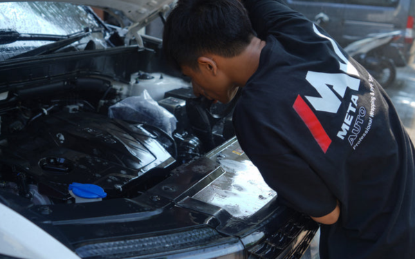 Poles Coating dan Detailing Mobil